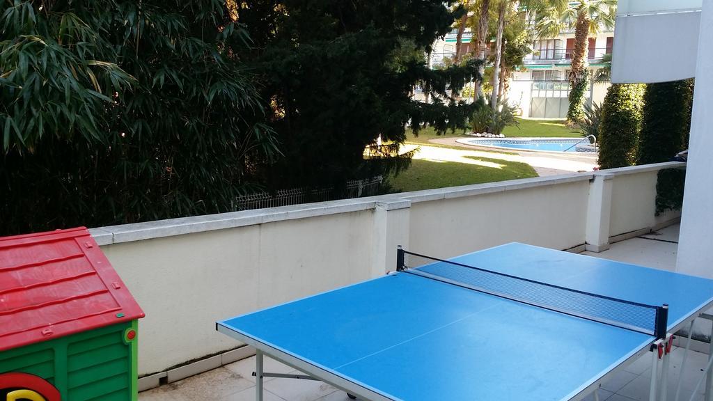 Apartamento Ones Playa Mero Салоу Екстериор снимка
