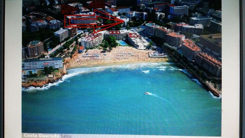 Apartamento Ones Playa Mero Салоу Екстериор снимка